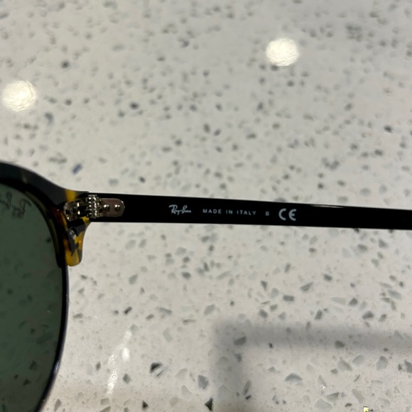 Ray-Ban Clubround Classic - Picture 8 of 9